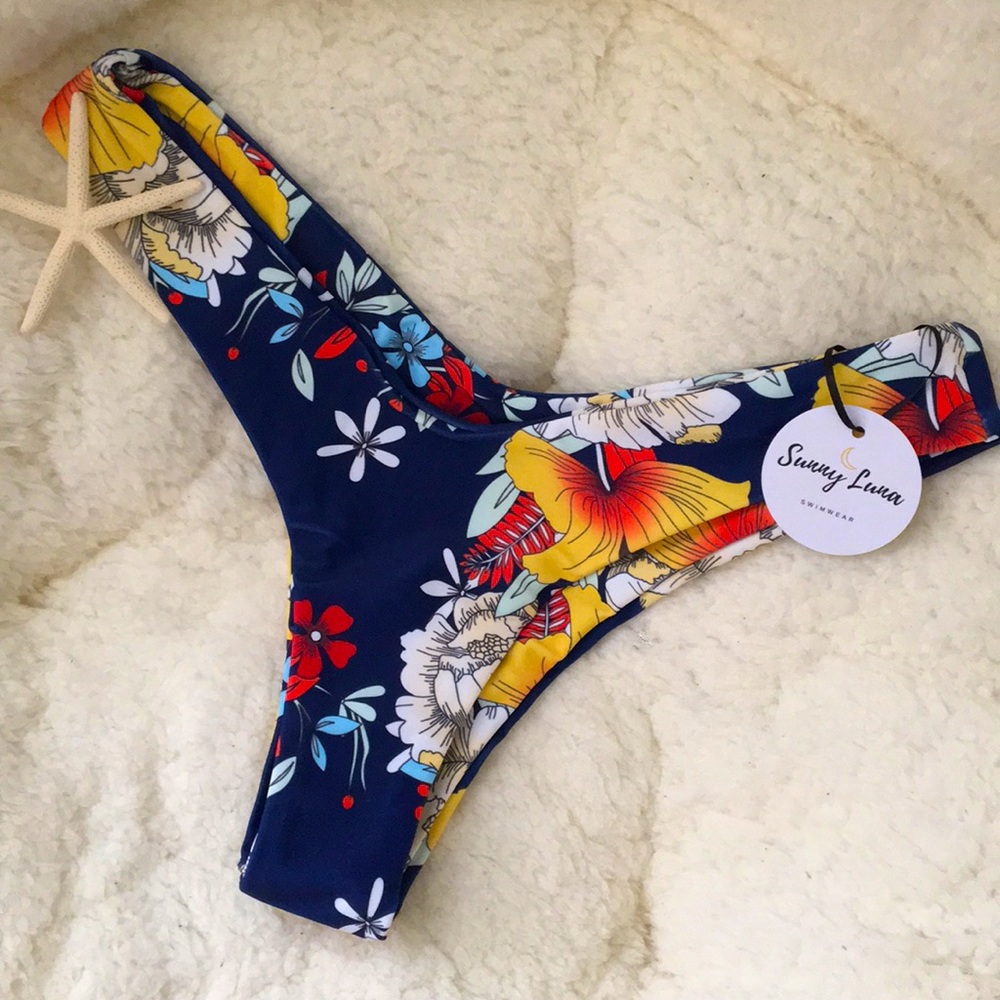 Navy floral print seamless bikini bottom